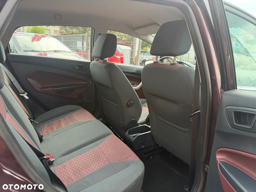 Ford Fiesta 1.4 Champions Edition - 25