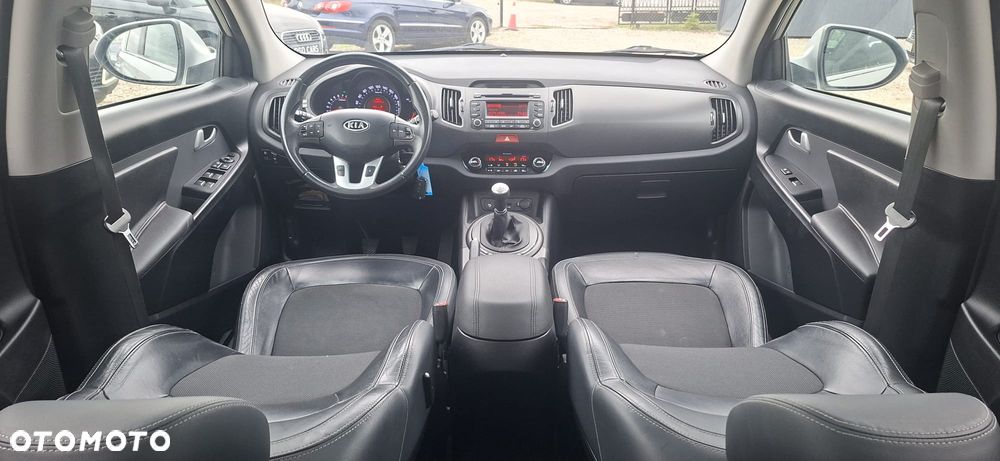 Kia Sportage 2.0 CVVT 2WD Attract - 11