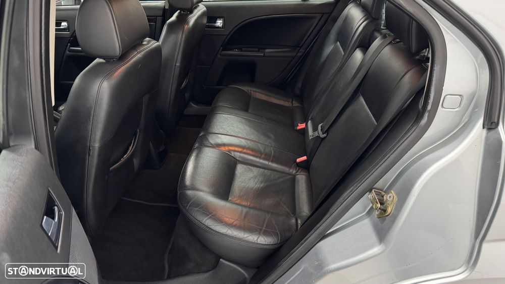 Ford Mondeo 2.0 TDCI Ghia Executive - 10