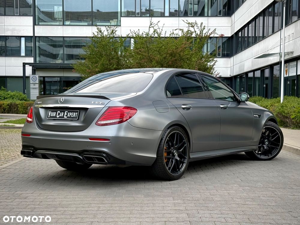 Mercedes-Benz Klasa E - 4