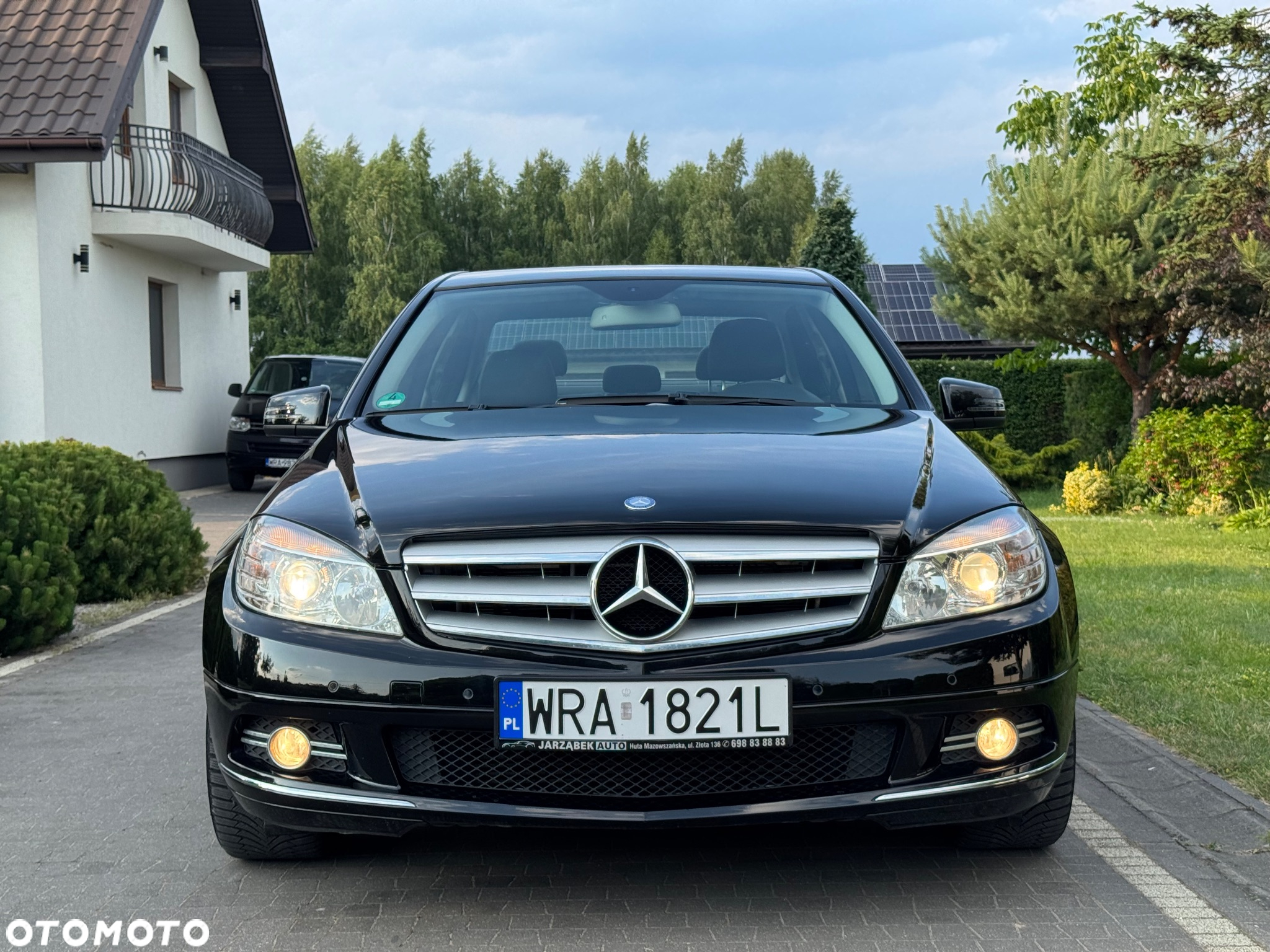 Mercedes-Benz Klasa C 180 T CGI Automatik BlueEFFICIENCY - 32