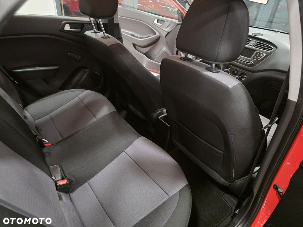 Hyundai i20 blue 1.4 Active Select - 14