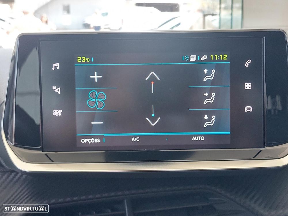 Peugeot e-2008 50 kWh Active Pack - 30