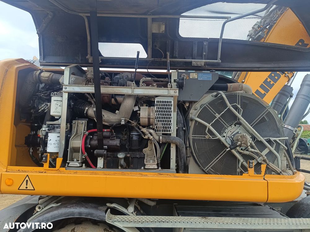 Liebherr A916 - 9