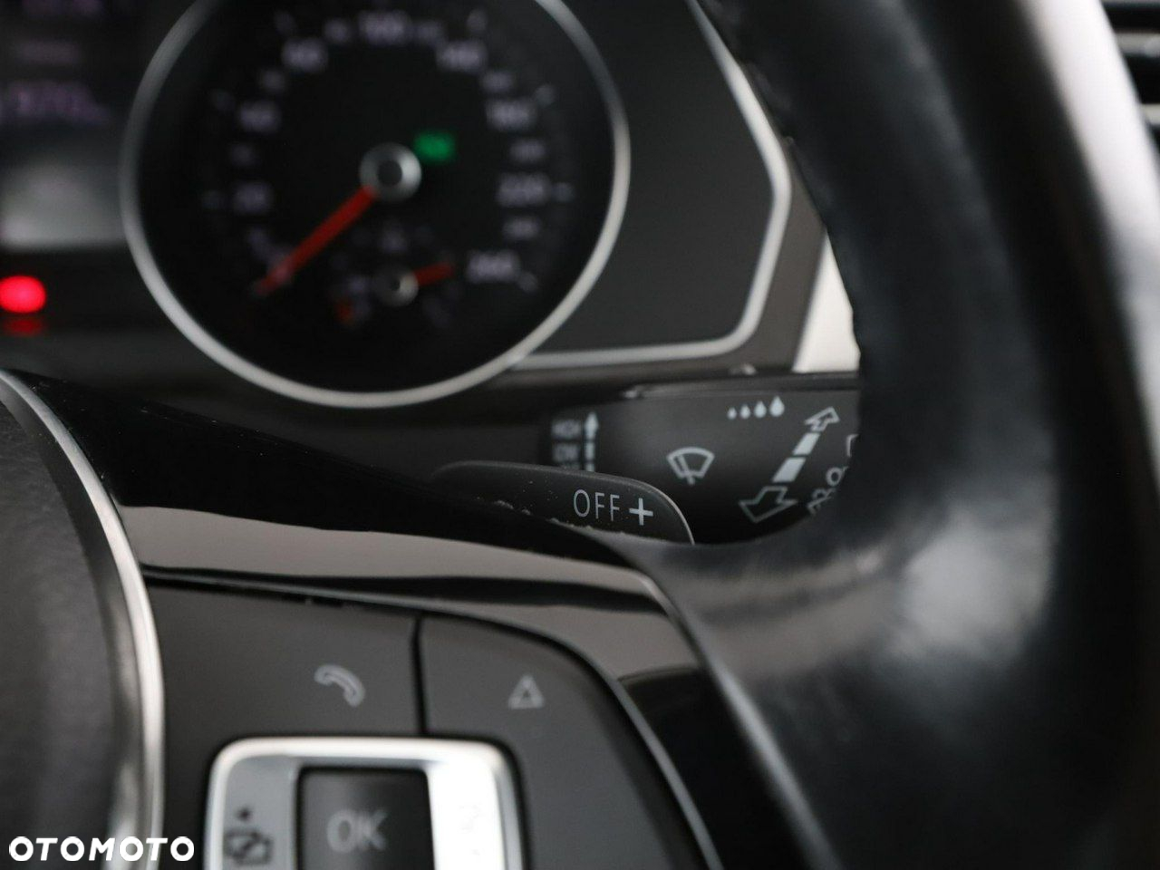 Volkswagen Passat - 29