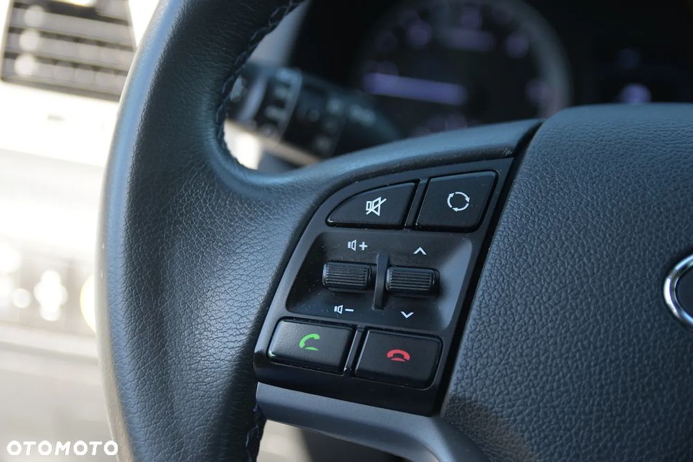 Hyundai Tucson 2.0 CRDI 2WD Style - 36