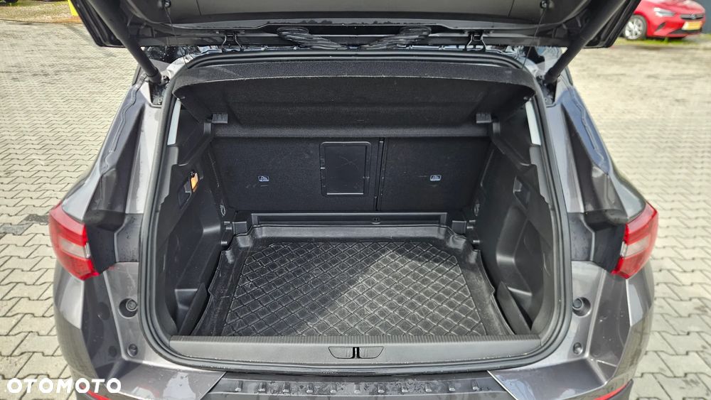 Opel Grandland X 1.6 T Ultimate S&S - 20