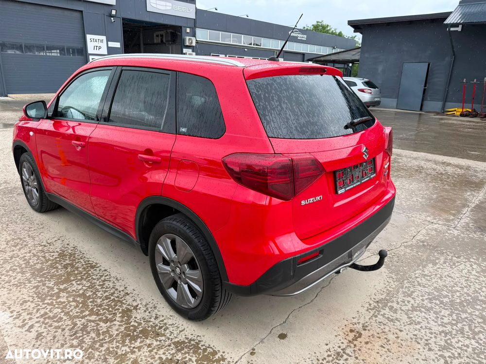 Suzuki Vitara 1.4 Boosterjet MHEV Passion - 4