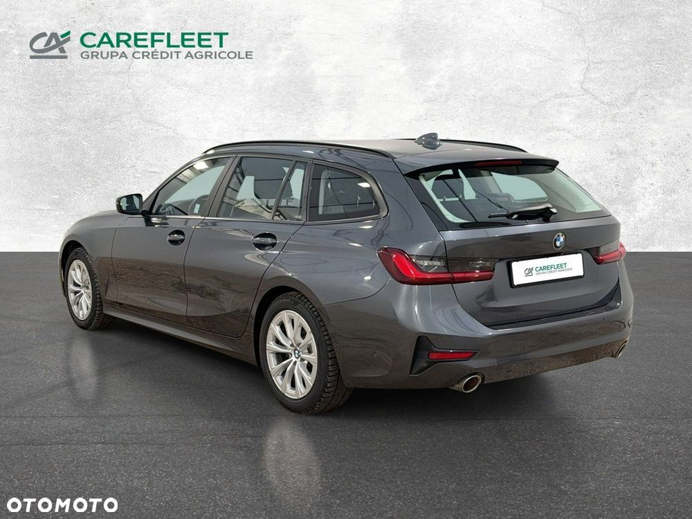BMW Seria 3 318i - 7