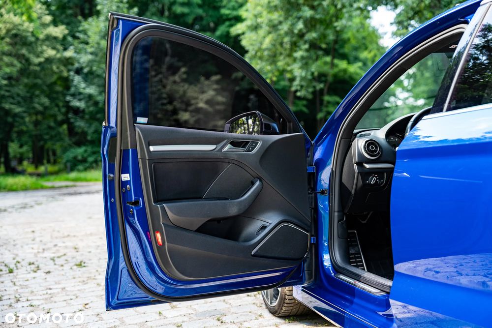 Audi S3 Limousine - 13