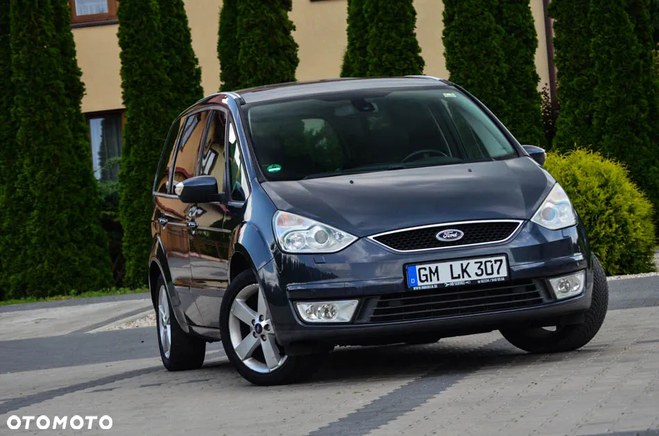 Ford Galaxy 2.0 TDCi Ghia - 12