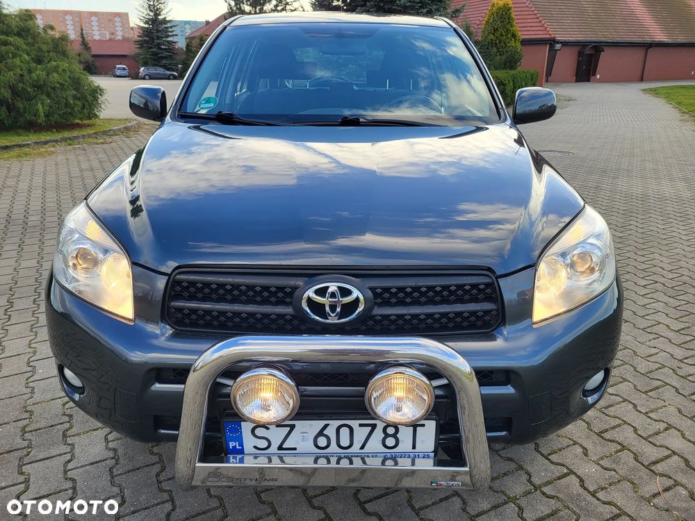 Toyota RAV4 2.0 VVT-i Sol - 1