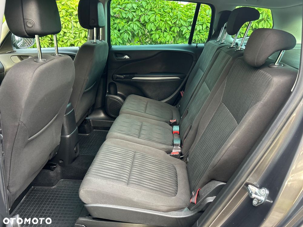 Opel Zafira Tourer 1.4 Turbo Active - 25