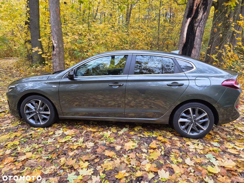 Hyundai i30 1.5 T-GDI 48V Comfort DCT - 17