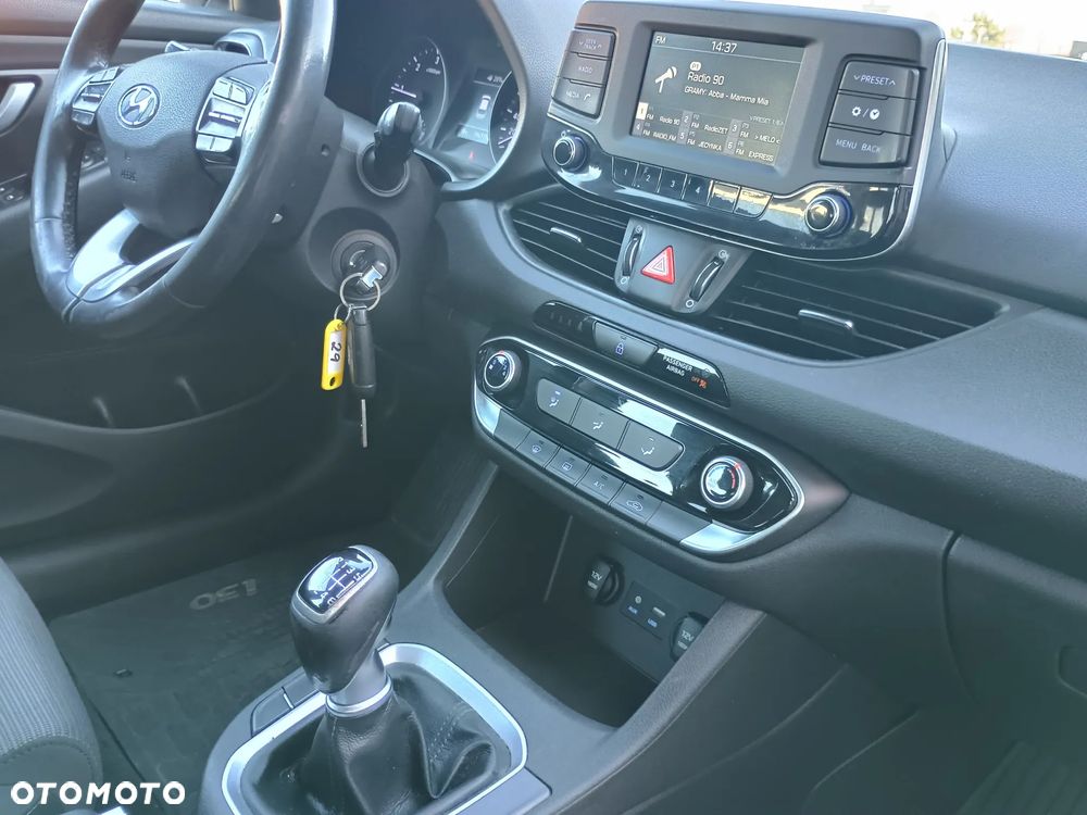 Hyundai i30 1.6 CRDI Passion - 16