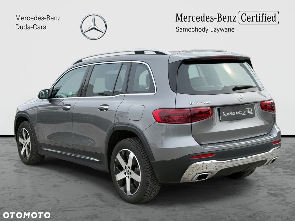 Mercedes-Benz GLB - 8