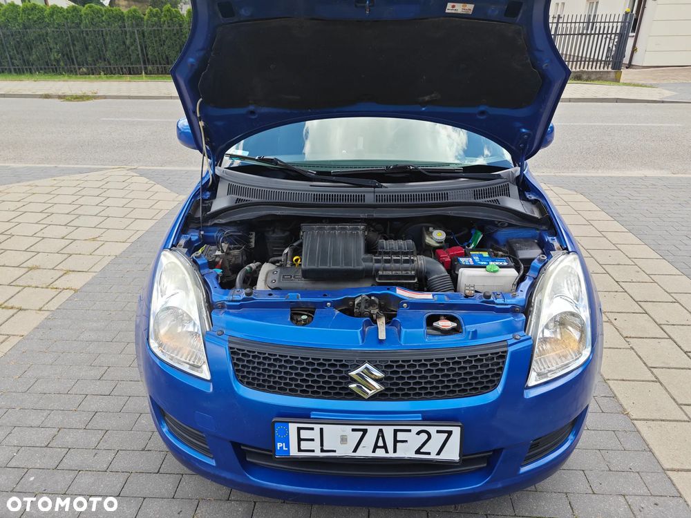 Suzuki Swift 1.3 Club - 6