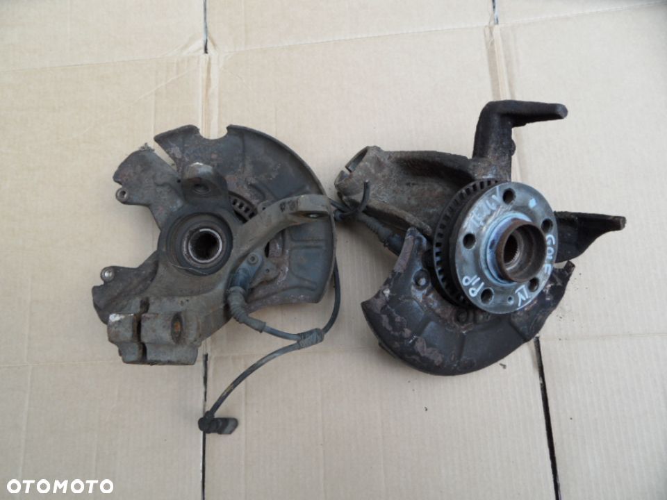 ZWROTNICA PIASTA PRAWA LEWA PRZOD  GOLF IV BORA OCTAVIA 1.6 16V - 2