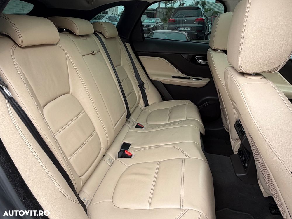 Jaguar F-Pace 20d AWD Prestige - 7