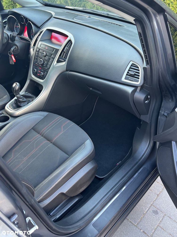 Opel Astra 1.4 Turbo - 27