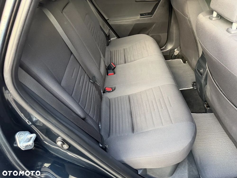 Toyota Auris - 36