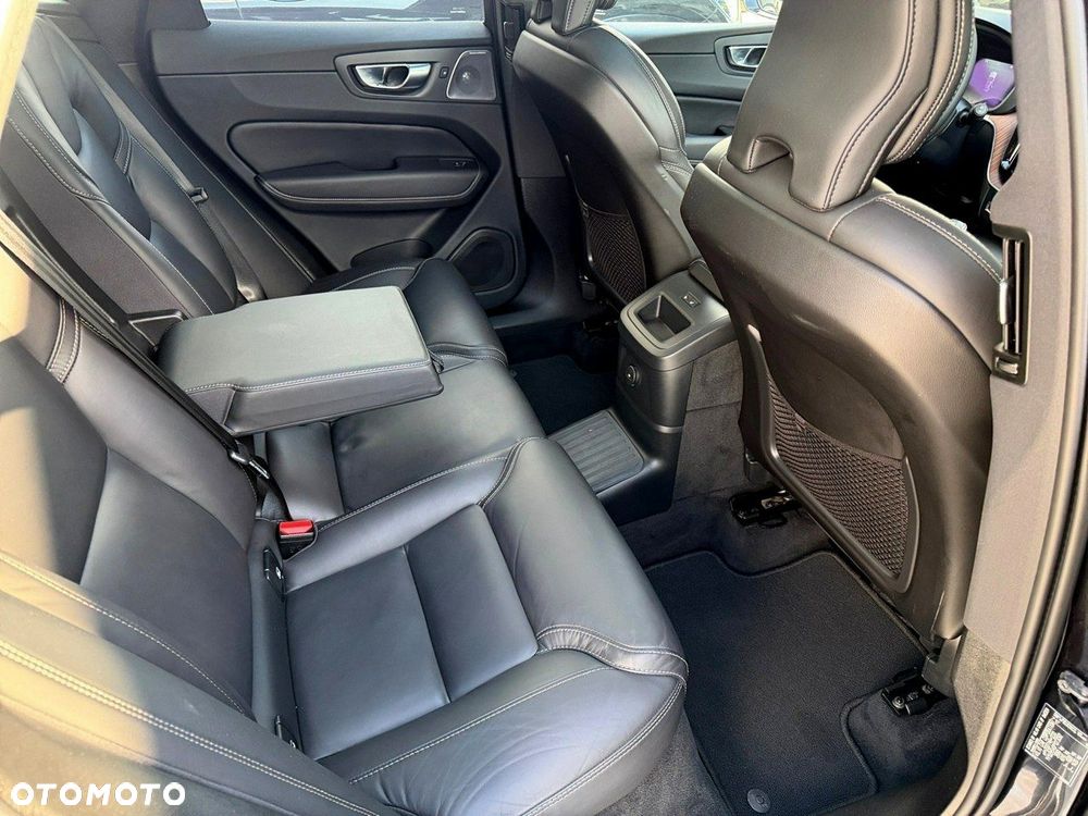 Volvo XC 60 - 23