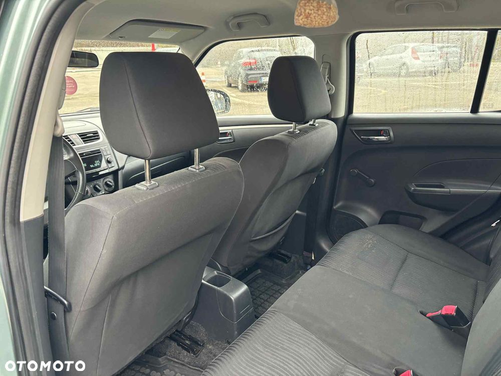 Suzuki Swift 1.2 X-TRA - 11