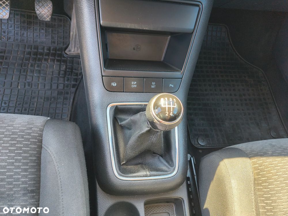 Volkswagen Golf Plus 2.0 TDI DPF Comfortline - 19