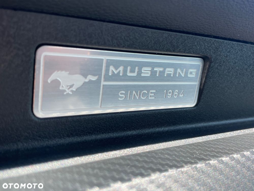 Ford Mustang 3.7 V6 - 13