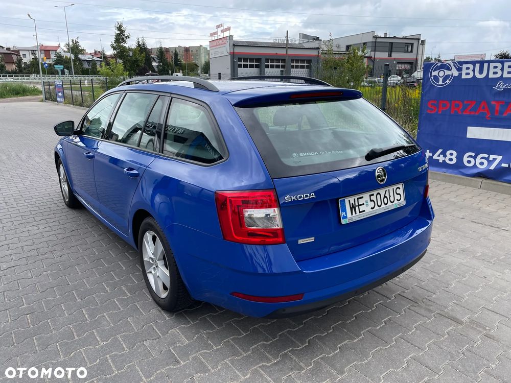 Skoda Octavia 2.0 TDI Ambition DSG - 8