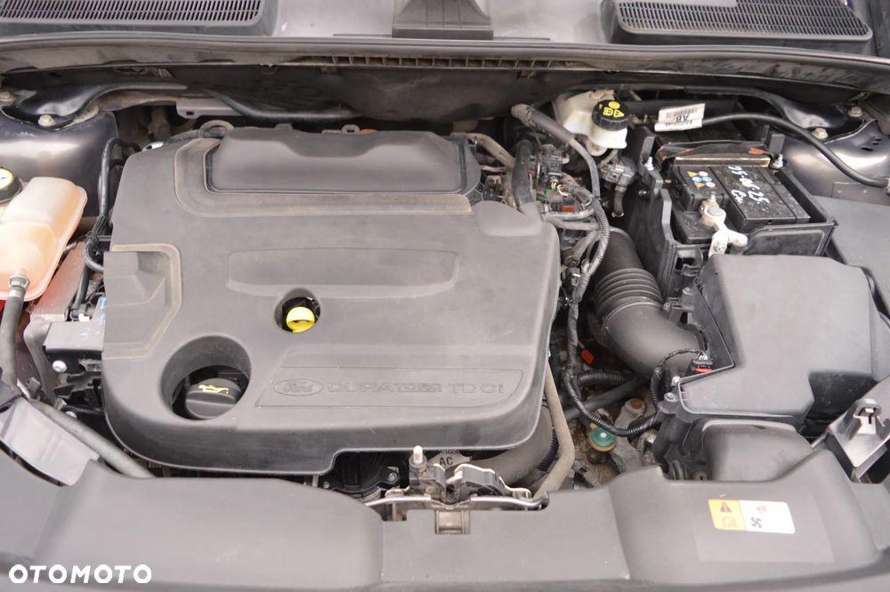 Ford Kuga 2.0 TDCi 4x4 Titanium - 21