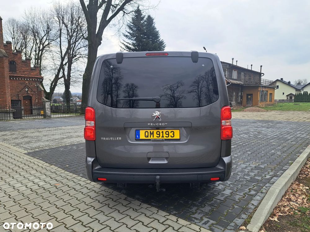 Peugeot Traveller 2.0 BlueHDi Long Business Vip - 36