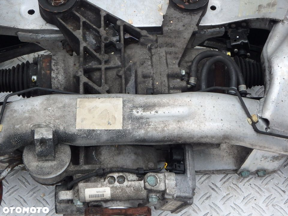 SANKI WOZEK ZAWIESZENIE TYL DYFER A3 4X4 3.2V6 - 3