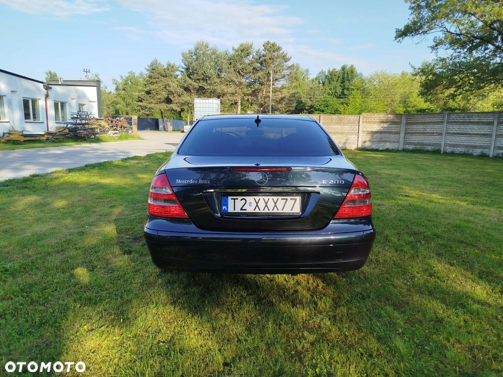 Mercedes-Benz Klasa E 200 CDI Classic - 10