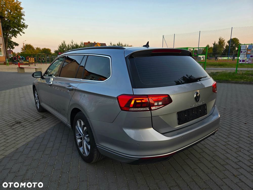 Volkswagen Passat 2.0 TDI EVO Business DSG - 6