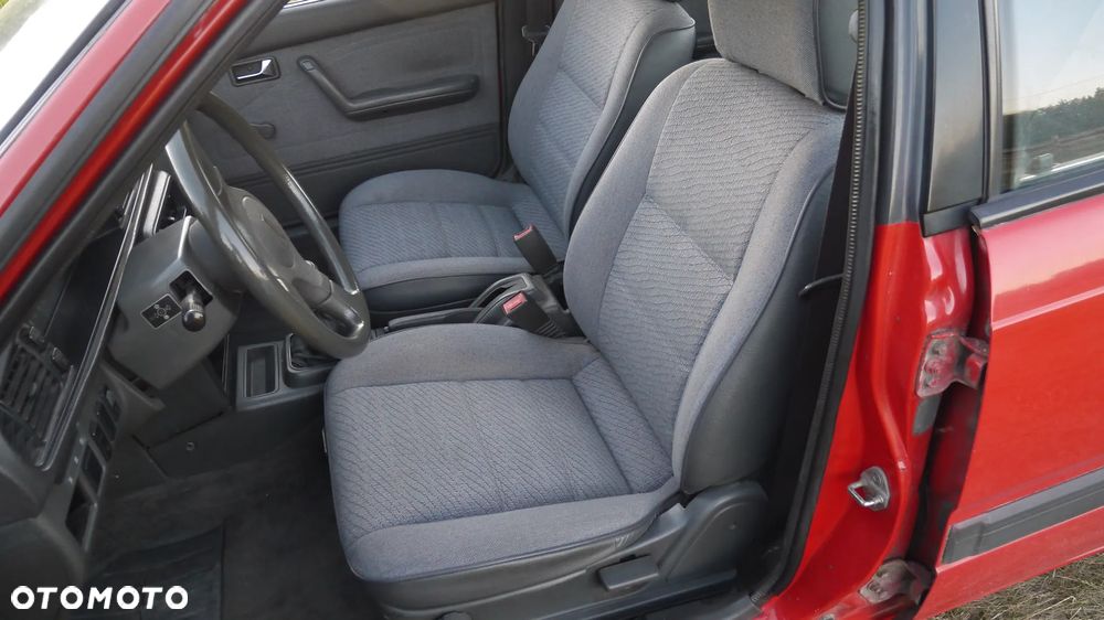 Mazda 626 2.0 D LX - 16