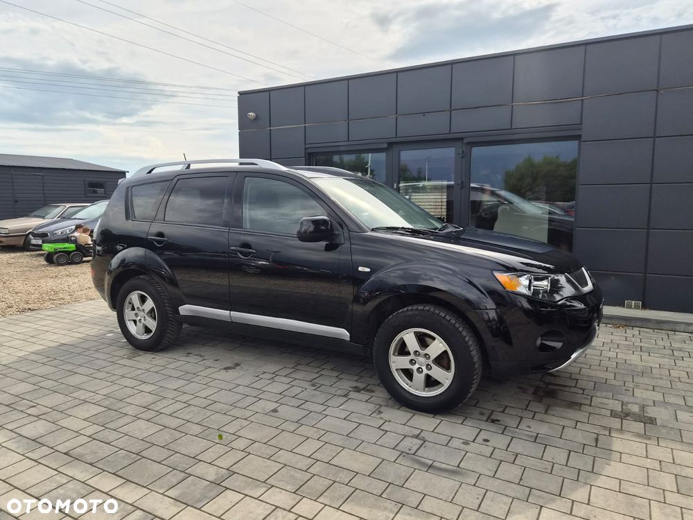 Mitsubishi Outlander 2.4 Motion - 3