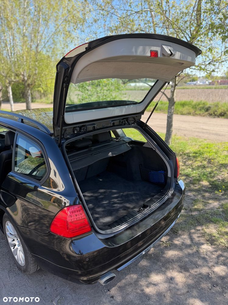BMW Seria 3 320d DPF - 9