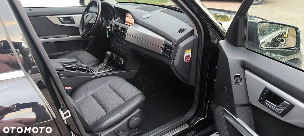 Mercedes-Benz GLK - 11