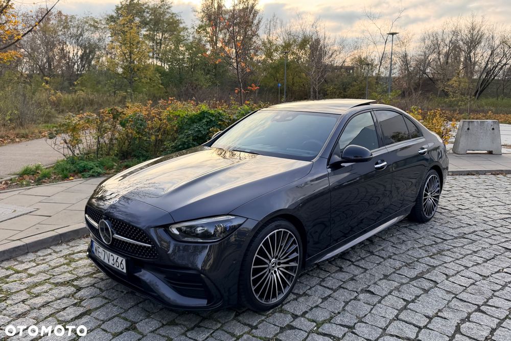 Mercedes-Benz Klasa C 300 9G-TRONIC - 2