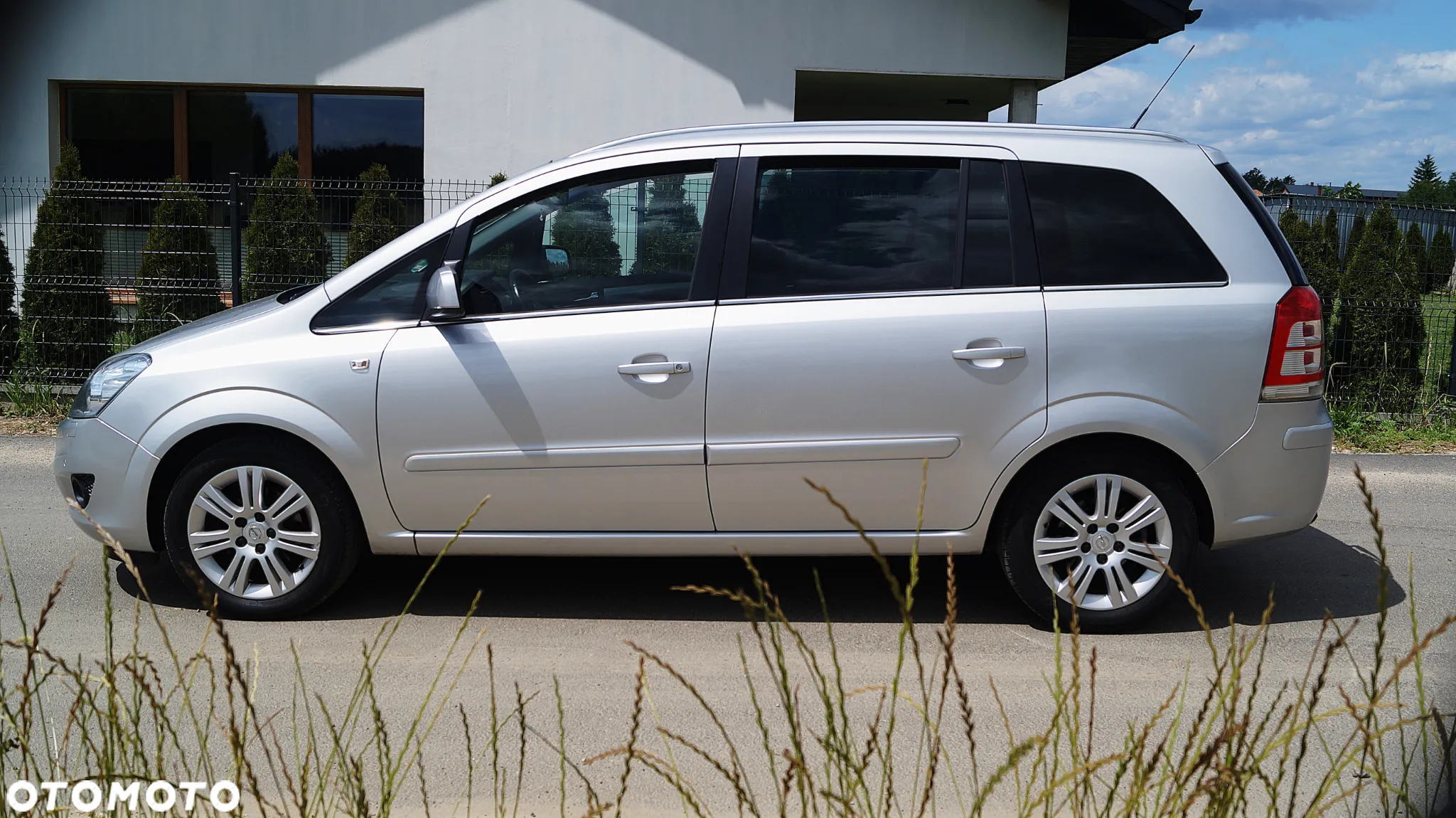Opel Zafira - 4