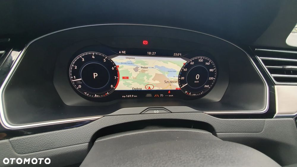 Volkswagen Passat - 23