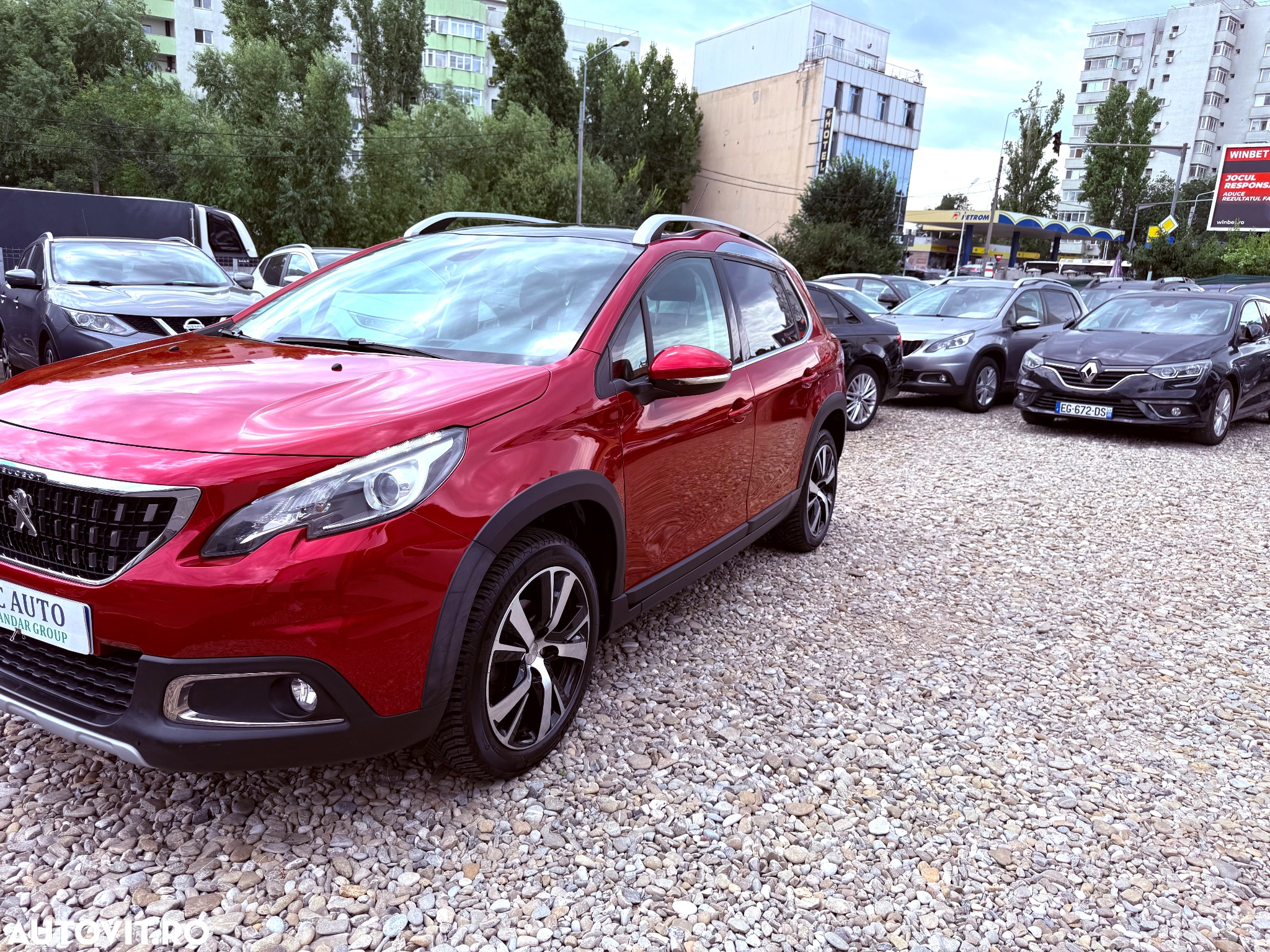 Peugeot 2008 1.2 PureTech Turbo EAT6 S&S Allure - 6
