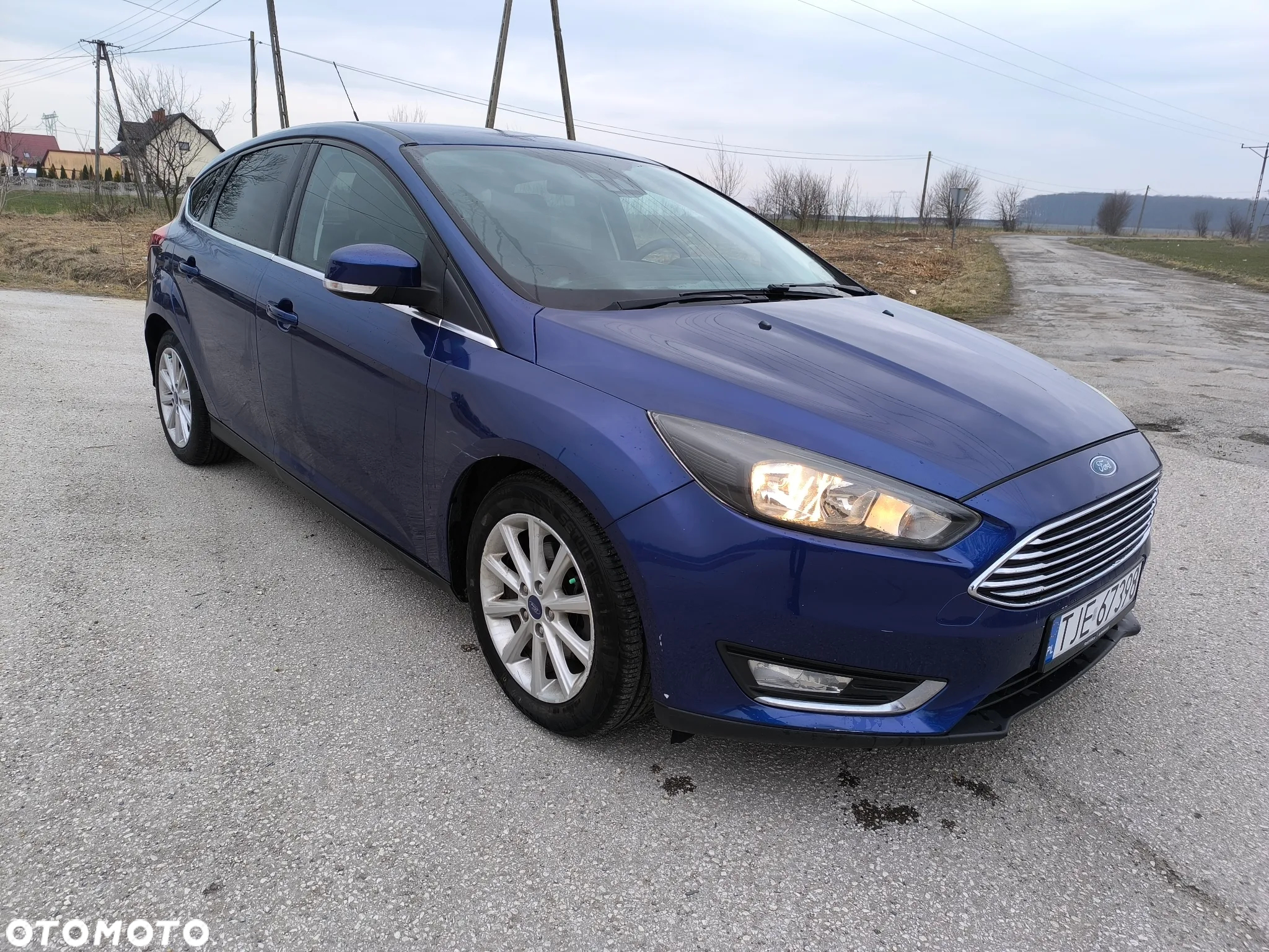 Ford Focus 1.0 EcoBoost Red Edition ASS - 2