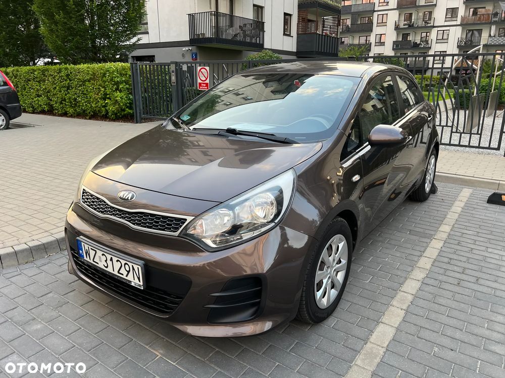 Kia Rio 1.4 M - 3