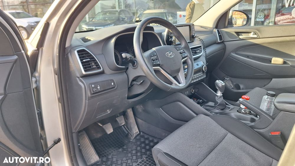 Hyundai Tucson 1.6 GDI 2WD 6MT Style - 10