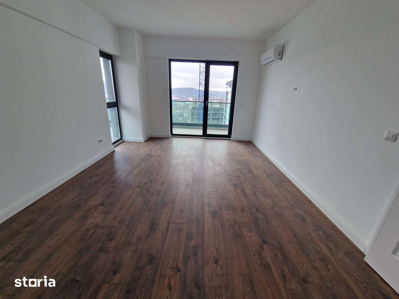 BLOC NOU! Ap. cu 2 camere decomandat Tatarasi 61 mp — fotografia 1