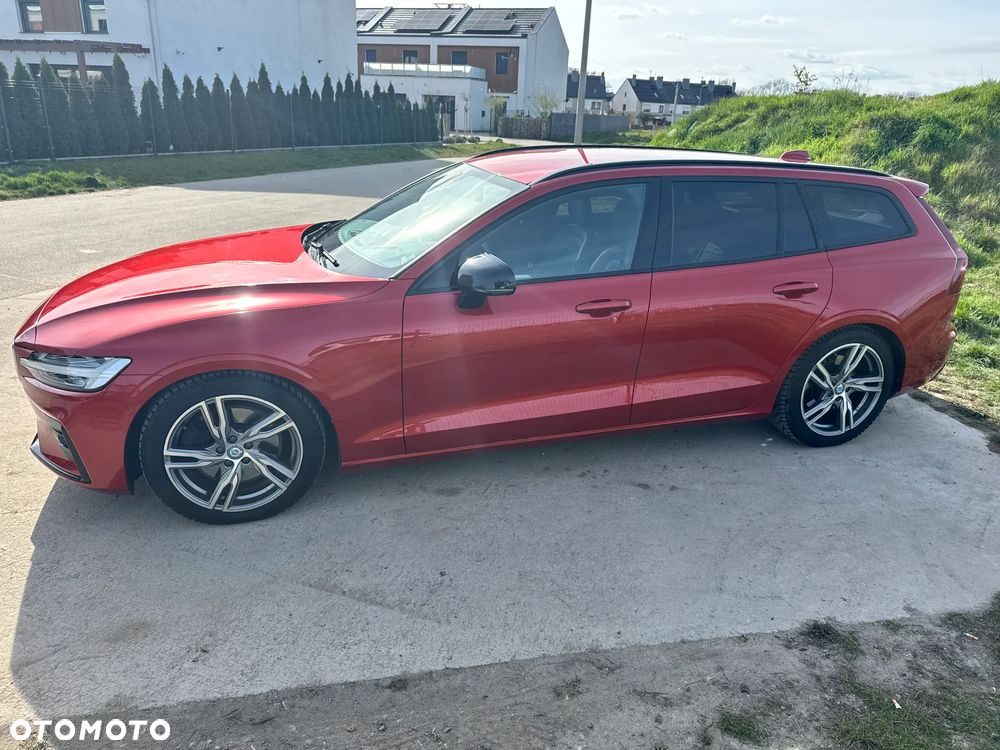 Volvo V60 T5 R-Design - 6