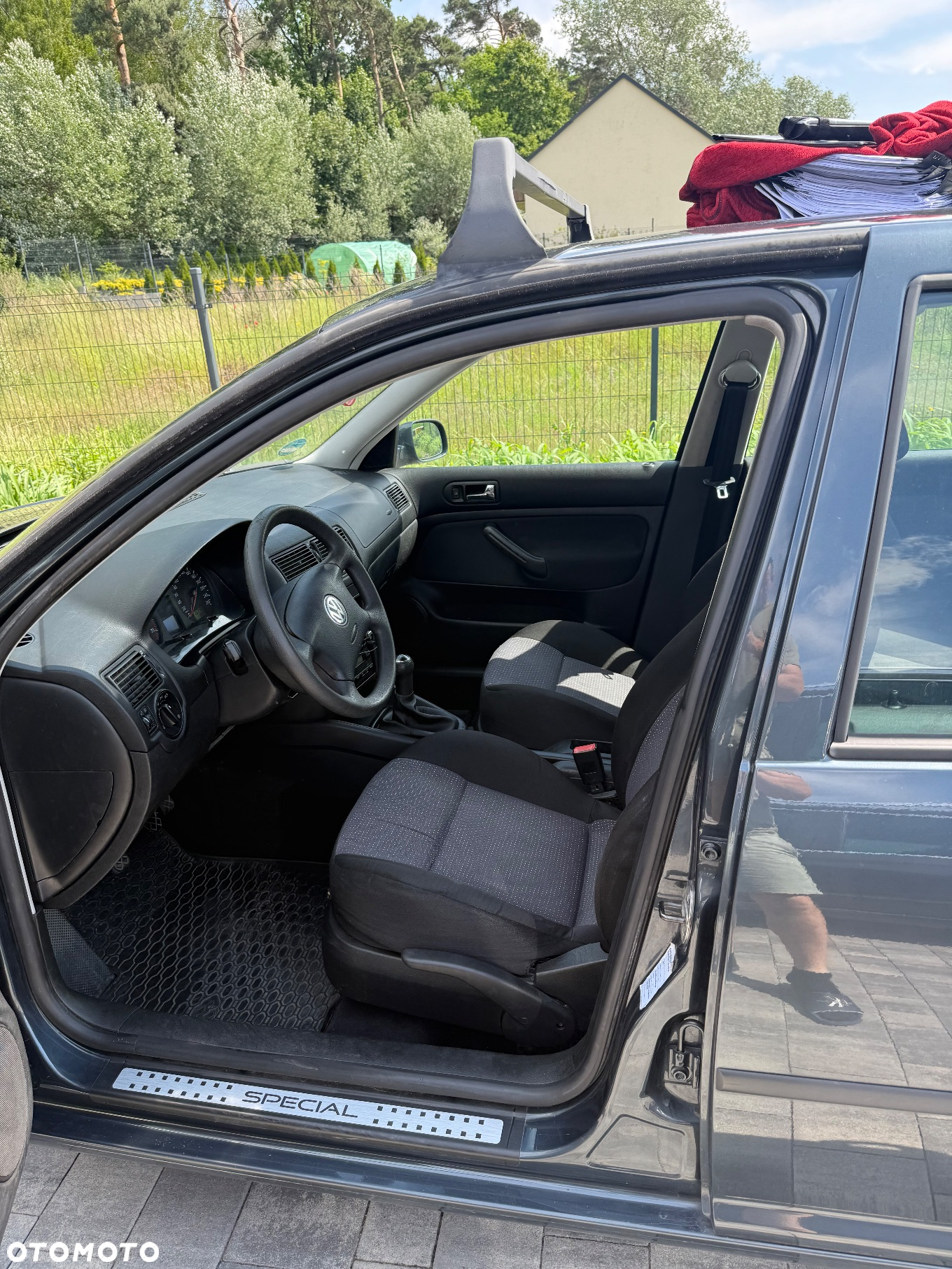 Volkswagen Golf - 6