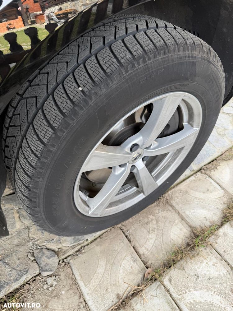 Volvo XC 60 D4 AWD Momentum - 11